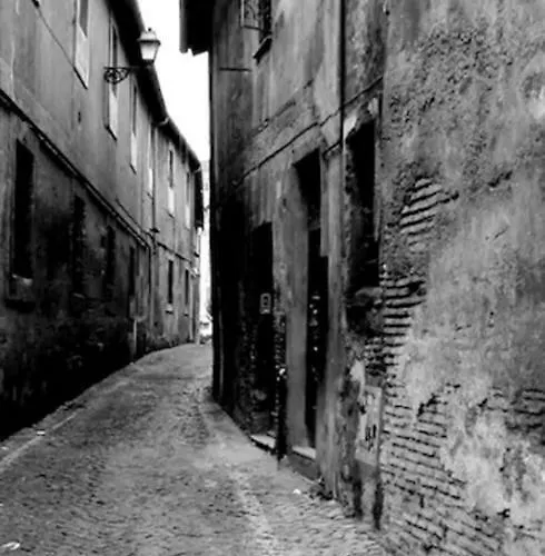 Lost&found In Trastevere * Rom